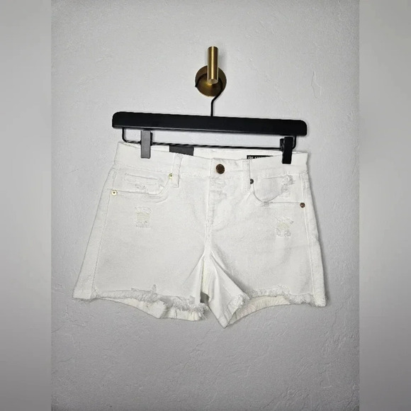 BLANKNYC The Essex The Classic Cut Off Shorts in White Stretch Distressed - Picture 1 of 5